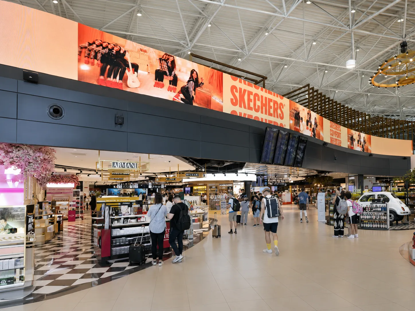 Ledwall pubblicitario nell’area Duty Free del Terminal 1 di Roma Fiumicino
